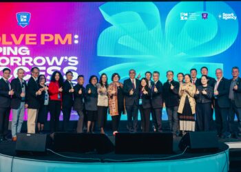 Хиймэл оюуны эрин үед хосолмол арга барилаар ажиллах нь